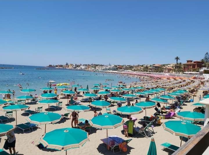 La Tana Nel Vicolo Apartamento Santa Marinella Exterior foto